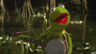 Kermit serenades Miss Piggy with Bryan Adams’ “You Belong To Me”